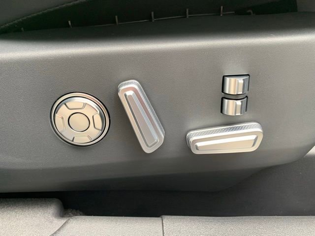 New 2025 Lincoln Nautilus Reserve image 17