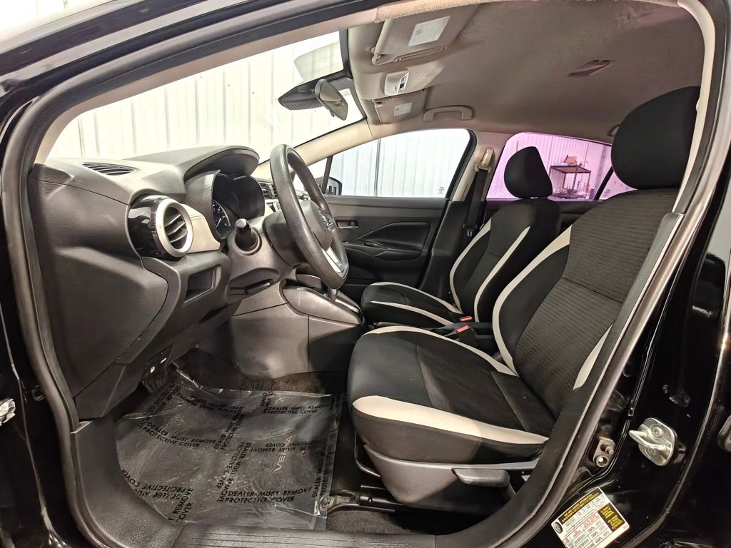 Used 2020 Nissan Versa SV image 21