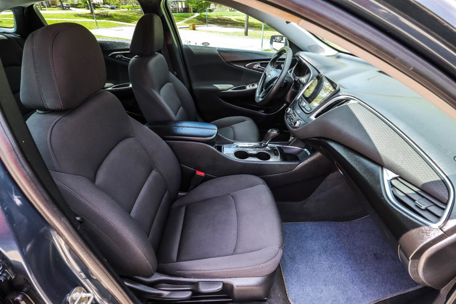 Used 2019 Chevrolet Malibu LT image 39