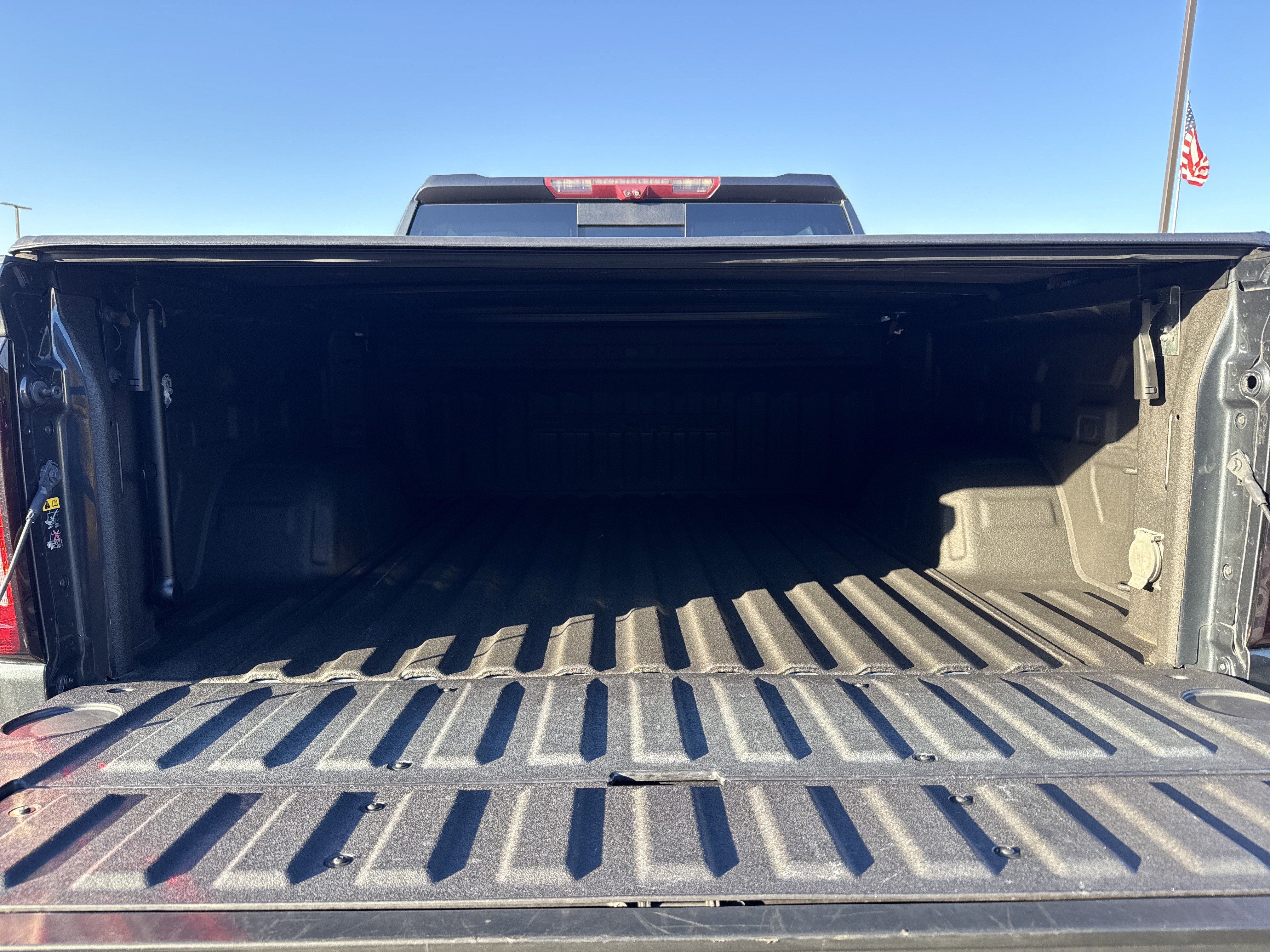 Used 2021 GMC Sierra 1500 Denali w/ Denali Ultimate Package image 35