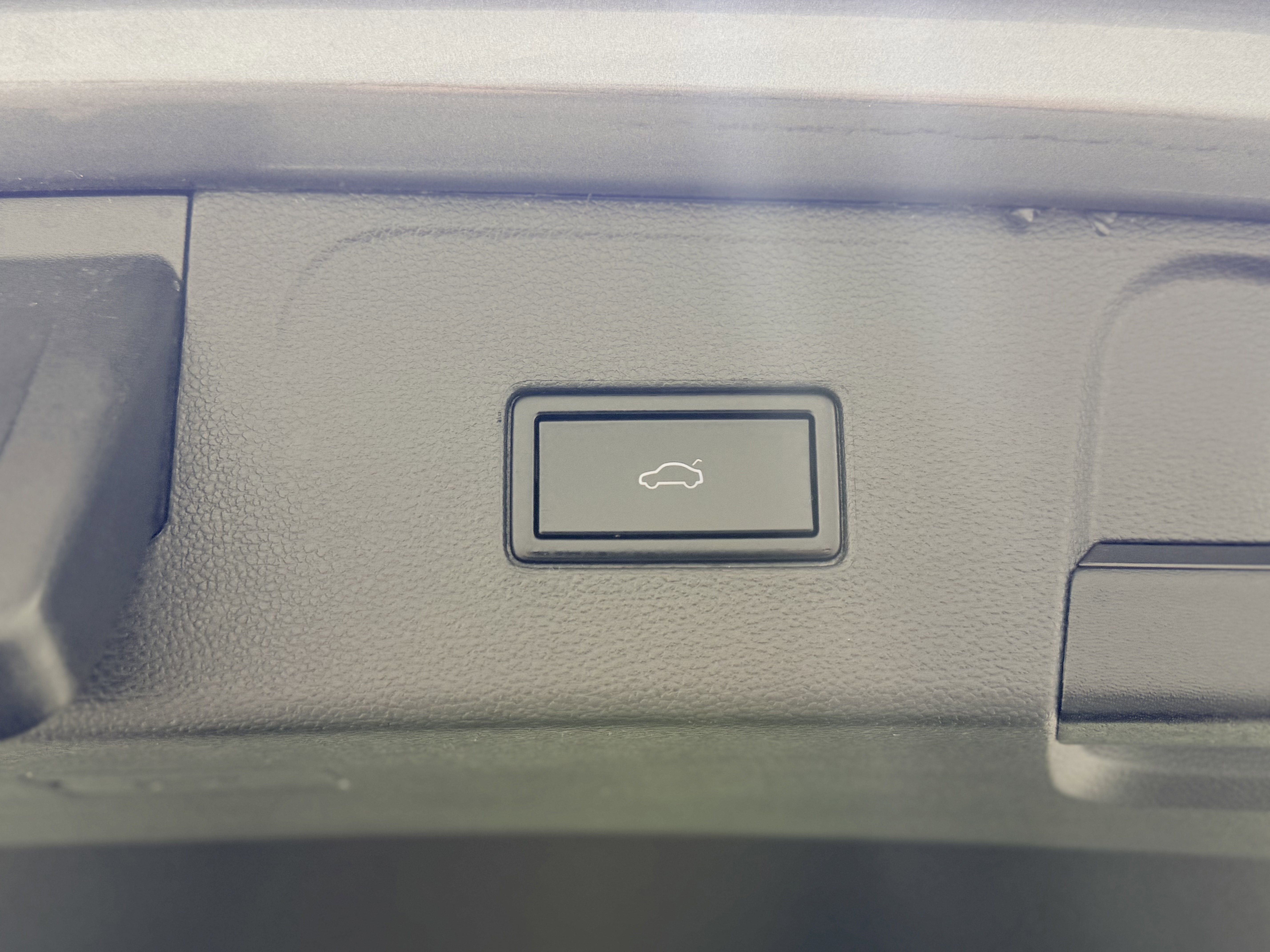 Used 2021 Volkswagen Atlas SEL image 10