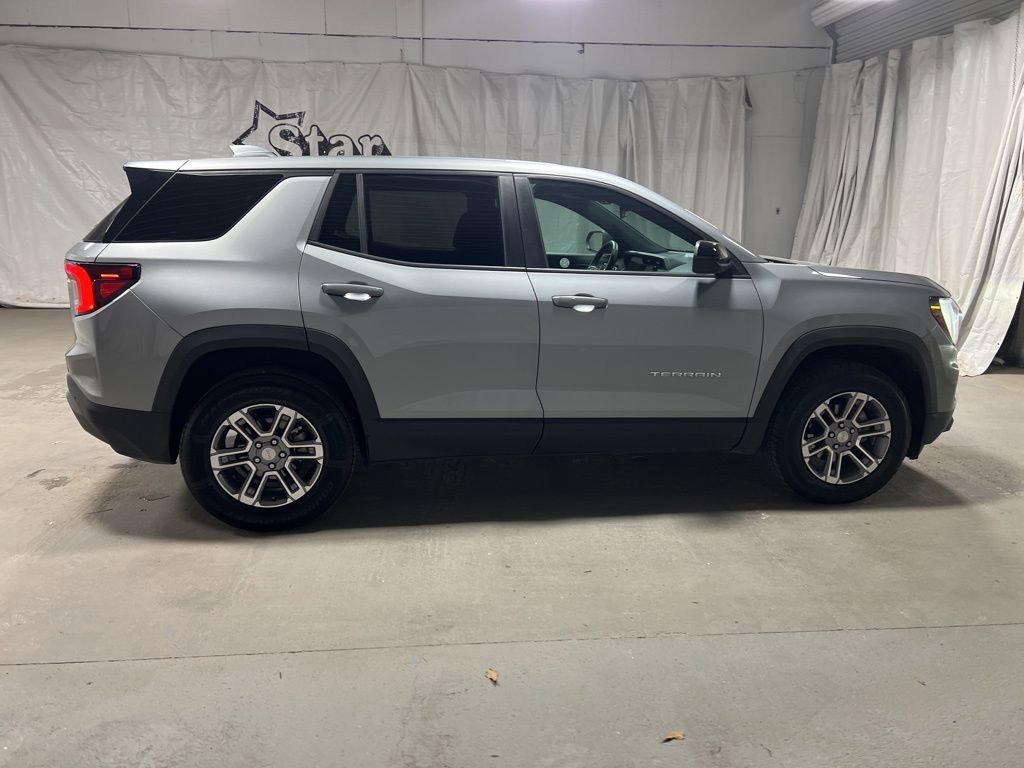 Used 2025 GMC Terrain Elevation image 8