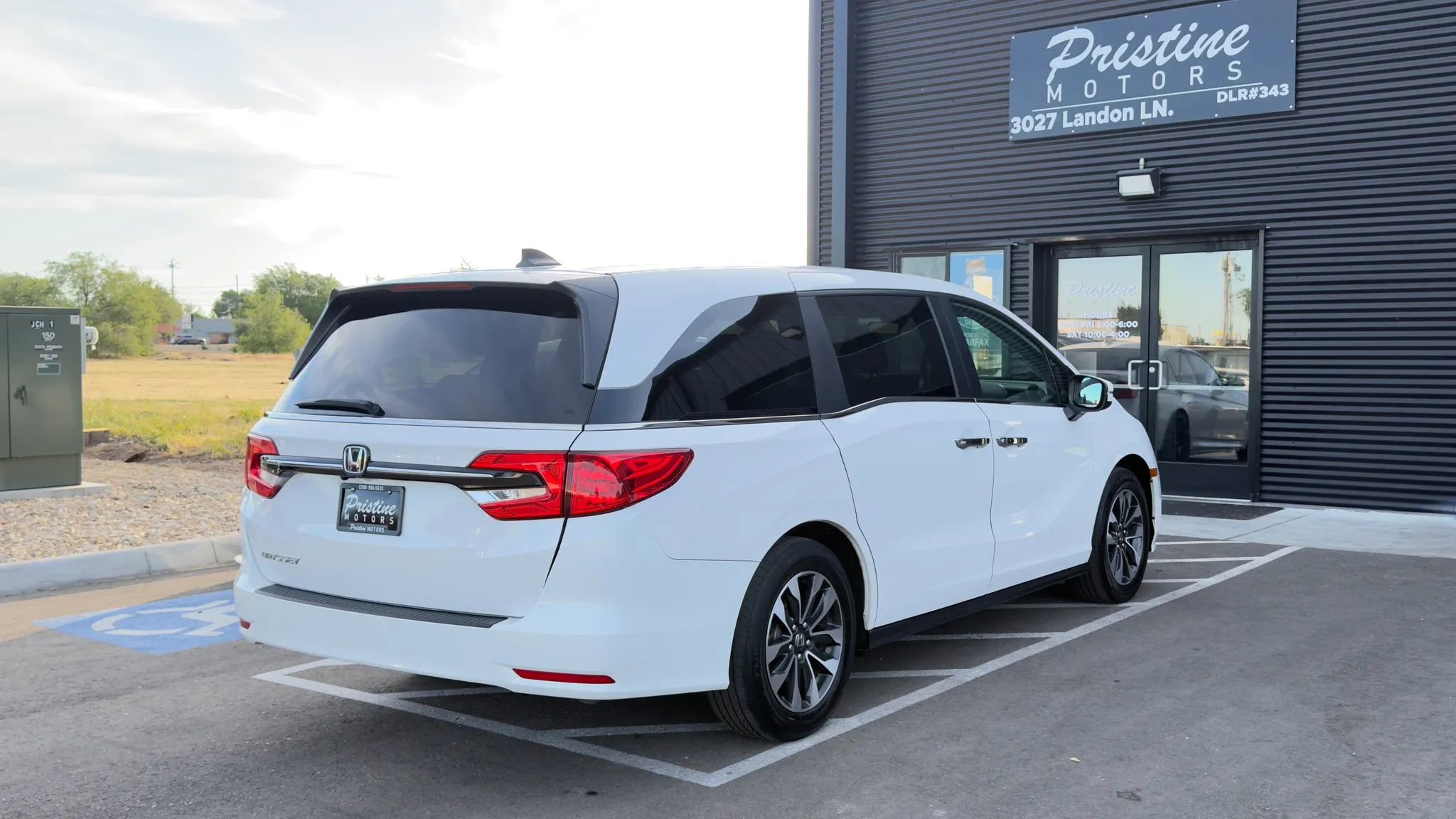 Used 2024 Honda Odyssey EX-L image 4