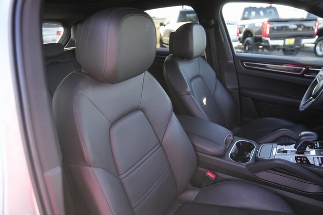 Used 2021 Porsche Cayenne image 20