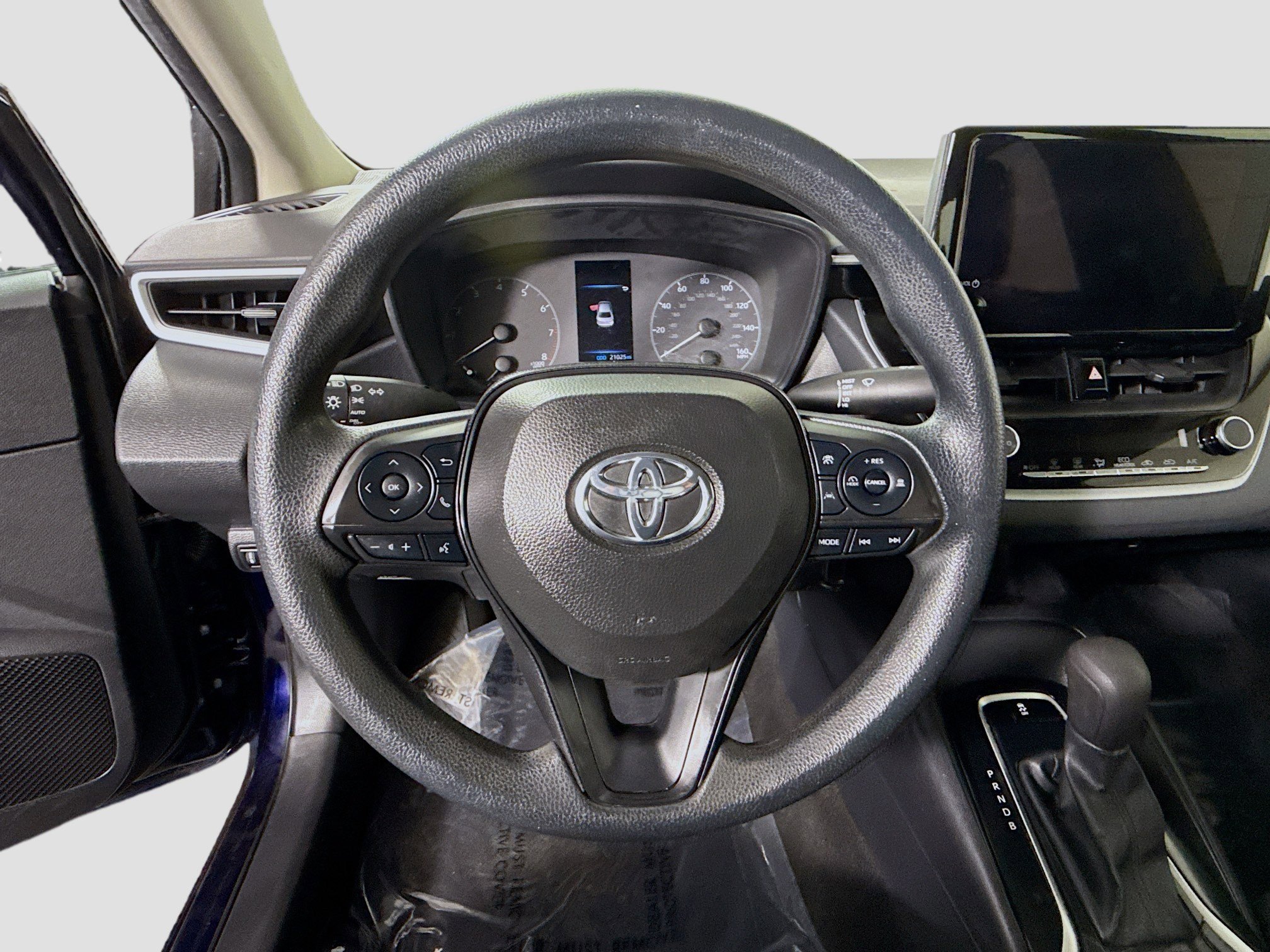 Used 2023 Toyota Corolla LE image 8