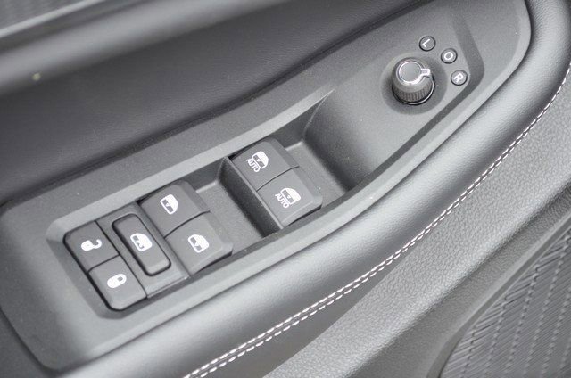 New 2025 Jeep Grand Cherokee L Laredo w/ Luxury Tech Group I image 13