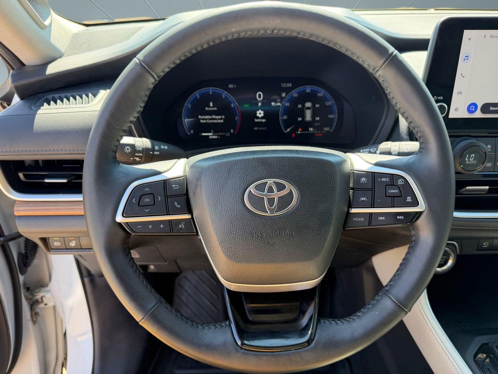 Used 2025 Toyota Grand Highlander Limited image 17