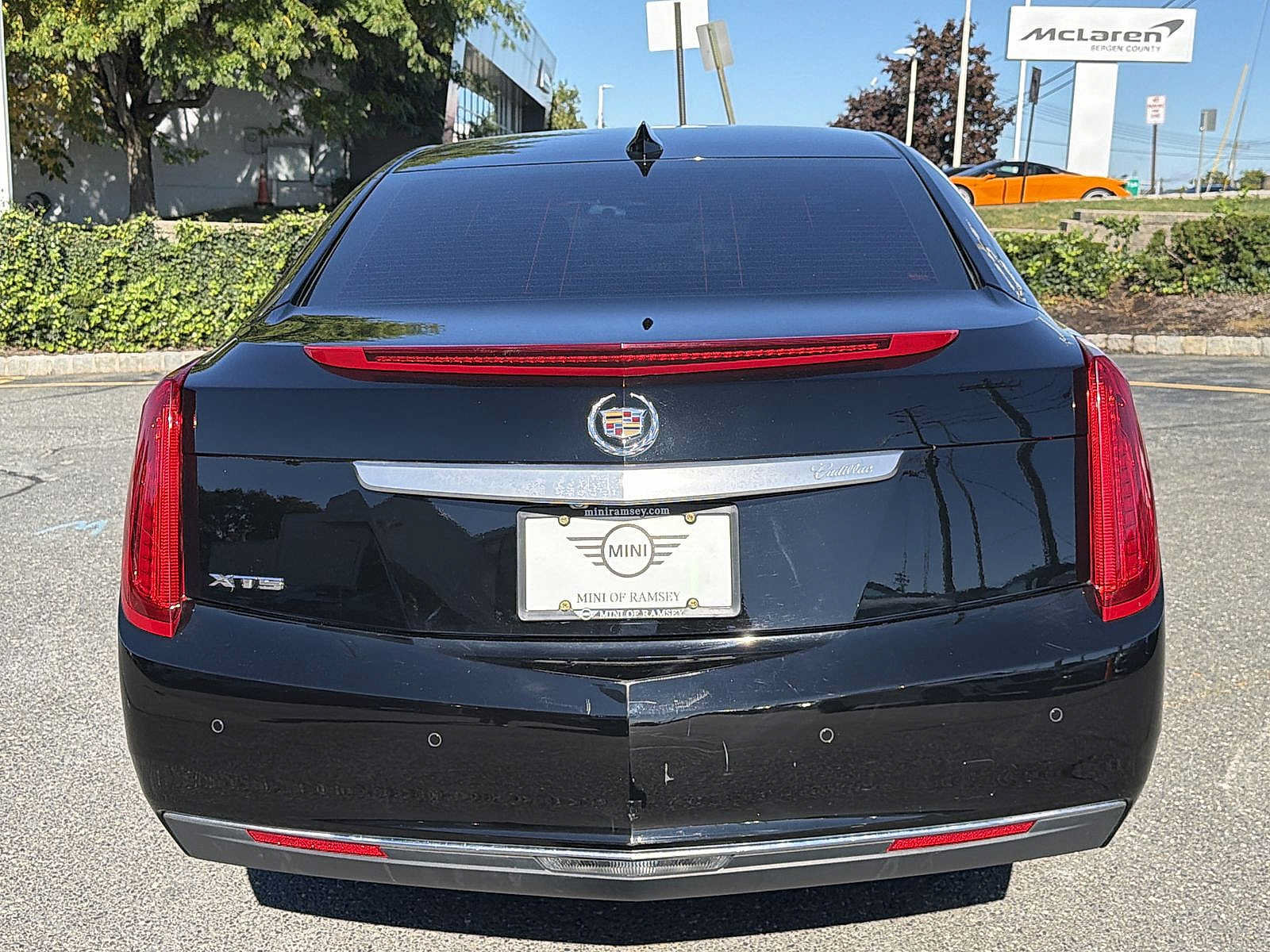Used 2015 Cadillac XTS w/ Rear Seat Comfort Package FWD image 13