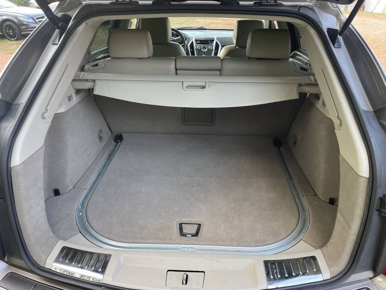 Used 2011 Cadillac SRX Performance FWD image 6
