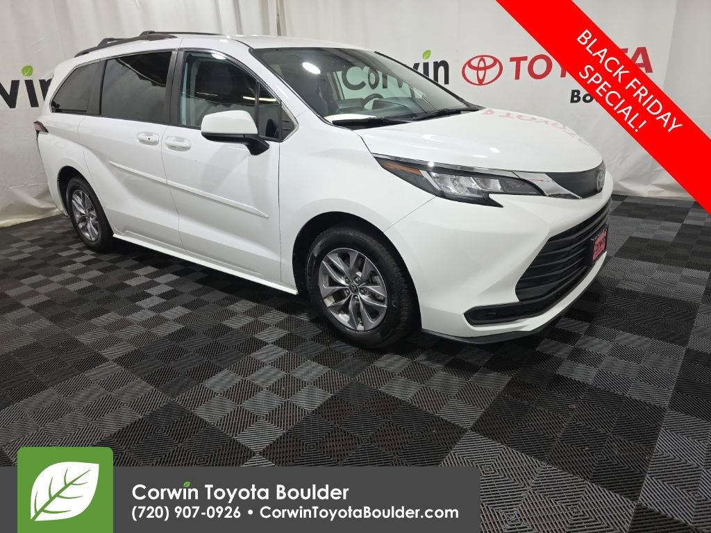 Used 2022 Toyota Sienna LE