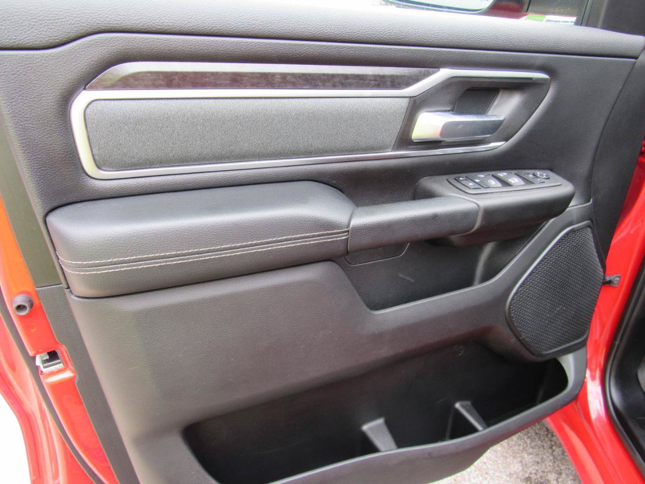 Used 2022 RAM 1500 Big Horn AWD/4WD image 17