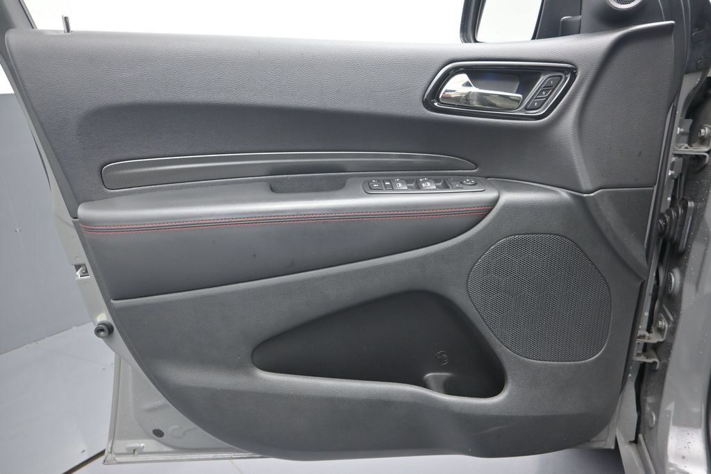 Used 2024 Dodge Durango GT RWD image 12