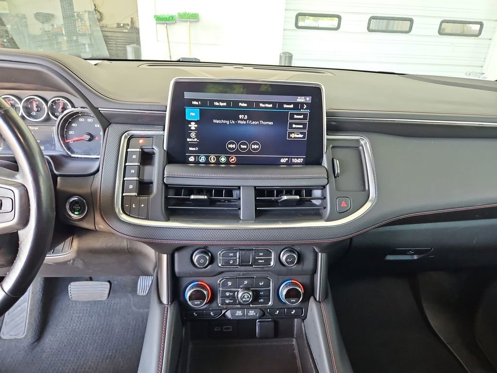 Used 2021 Chevrolet Tahoe RST w/ Luxury Package AWD/4WD image 15