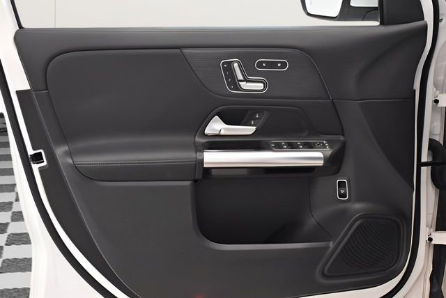 Used 2023 Mercedes-Benz GLA 250 4MATIC w/ Premium Package image 21