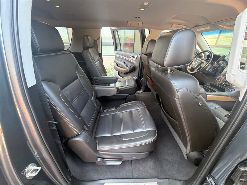 Used 2019 GMC Yukon XL Denali AWD/4WD image 33