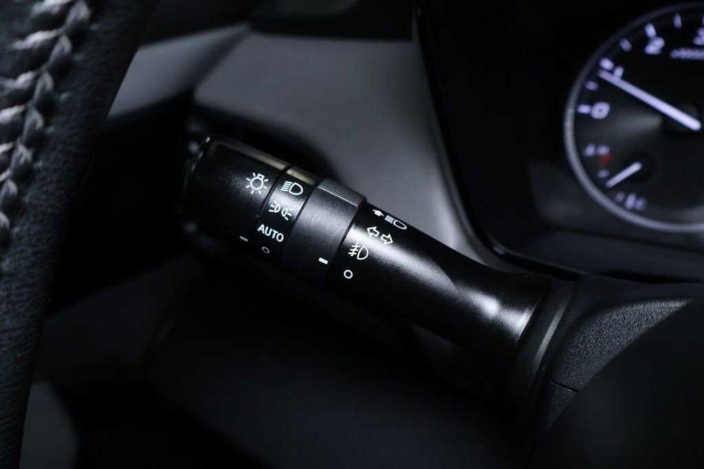 Used 2024 Subaru Outback Premium image 26