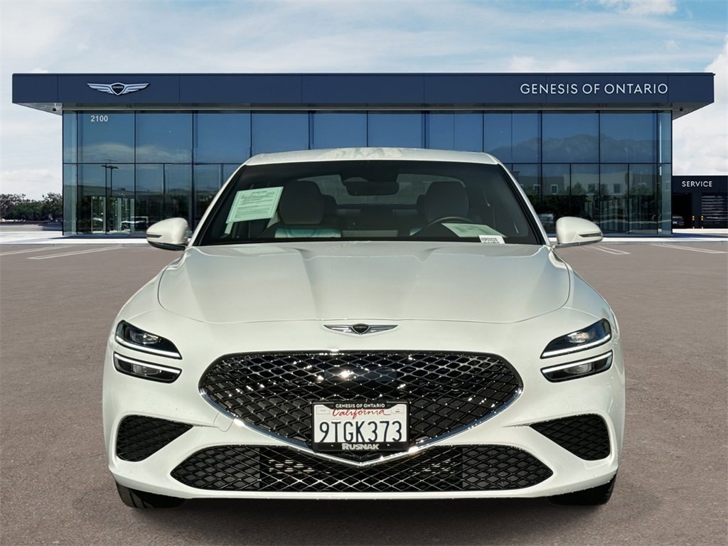 Used 2025 Genesis G70 2.5T image 4