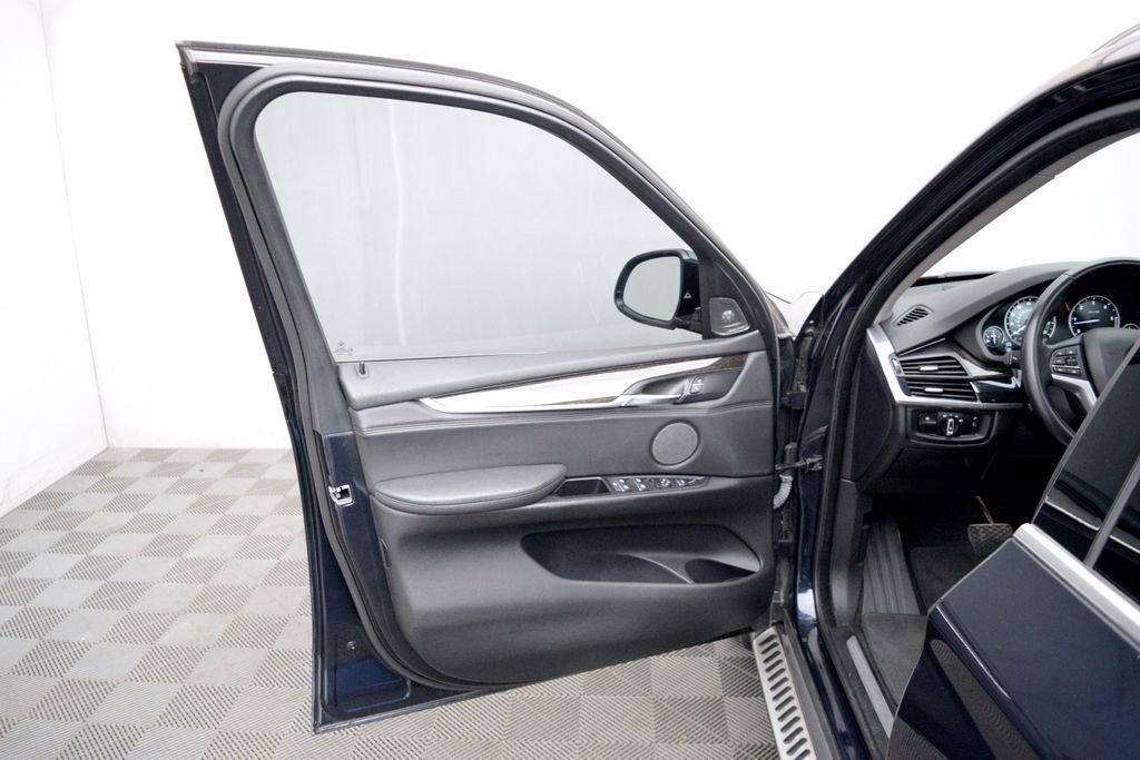 Used 2014 BMW X5 xDrive35d image 9