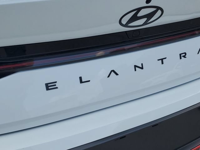 New 2026 Hyundai Elantra N FWD image 7