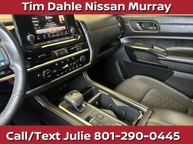 Used 2024 Nissan Pathfinder SV AWD/4WD image 30
