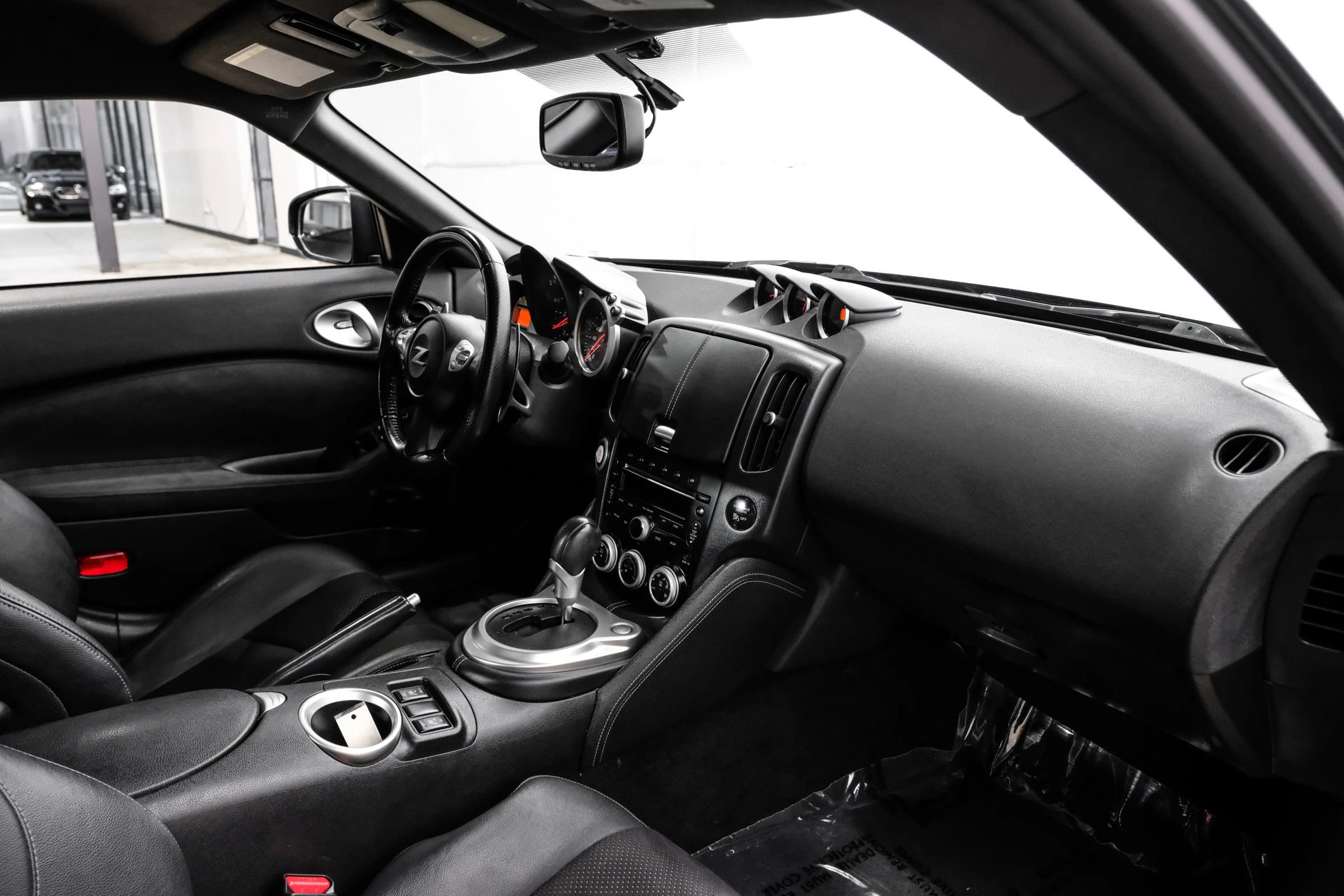 Used 2012 Nissan 370Z Touring w/ Sport Pkg RWD image 20