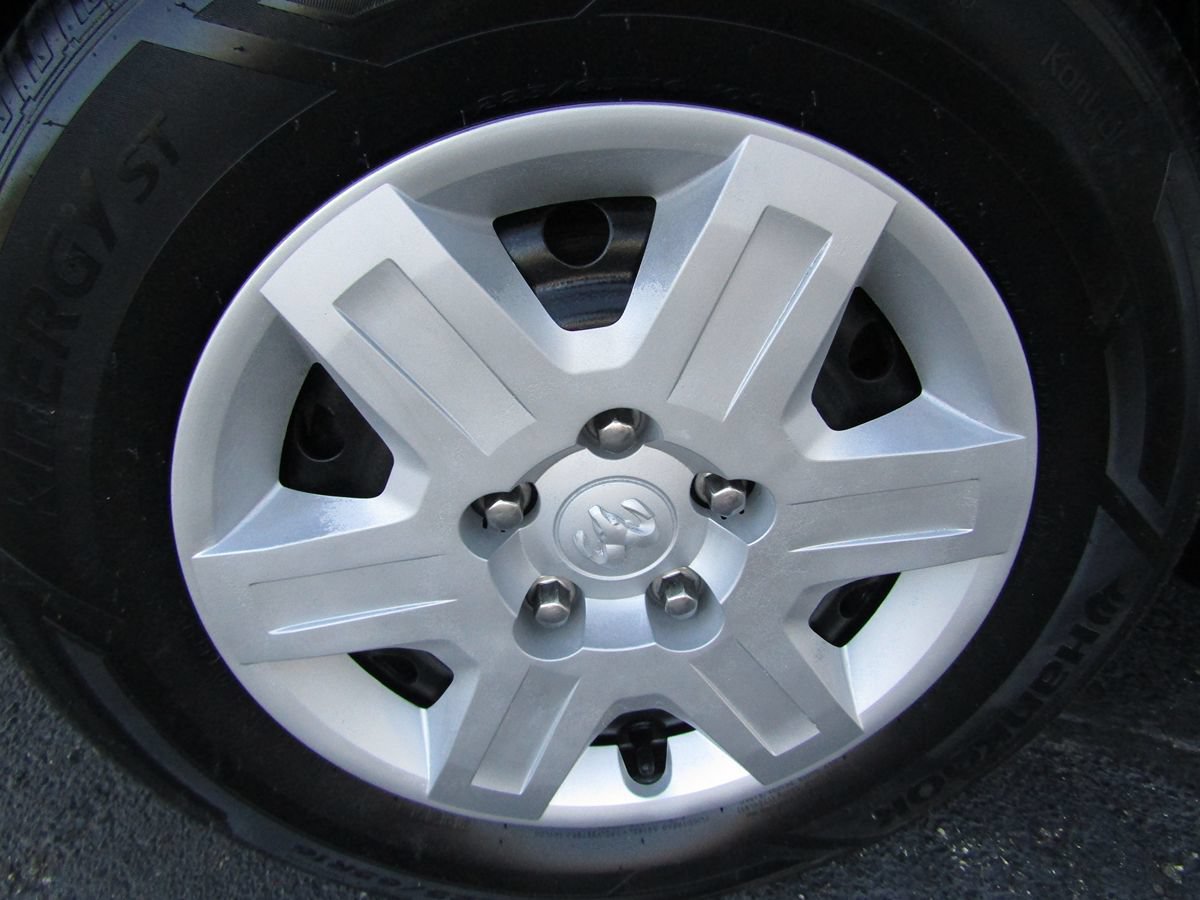 Used 2013 RAM C/V Tradesman FWD image 26
