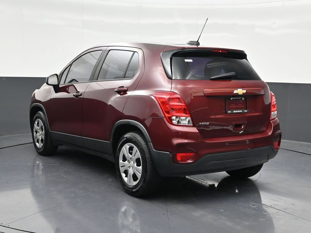 Used 2017 Chevrolet Trax LS FWD image 3