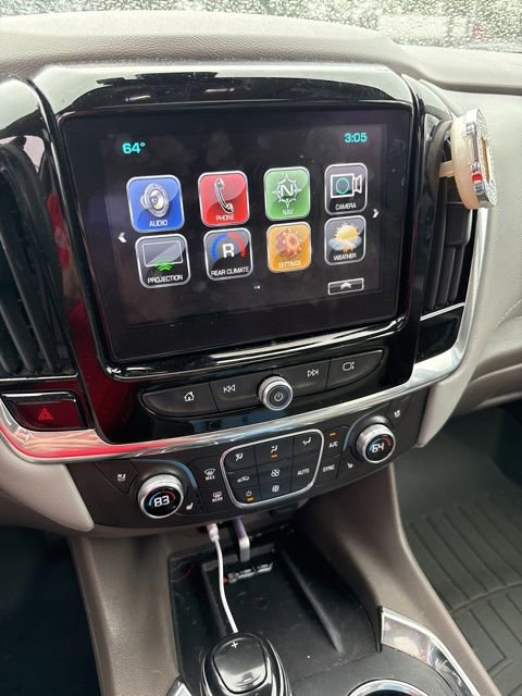 Used 2018 Chevrolet Traverse Premier w/ Driver Confidence II Package image 4