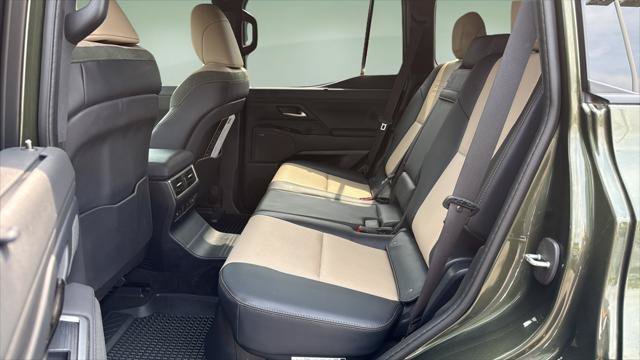 Certified 2025 Lexus GX 550 AWD/4WD image 15