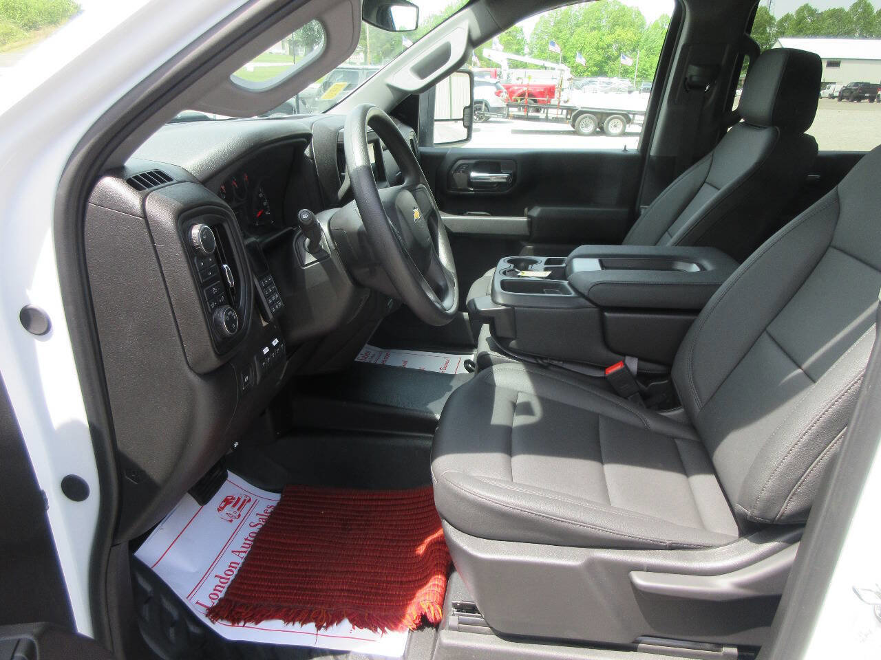 Used 2025 Chevrolet Silverado 2500 W/T w/ WT Convenience Package AWD/4WD image 12