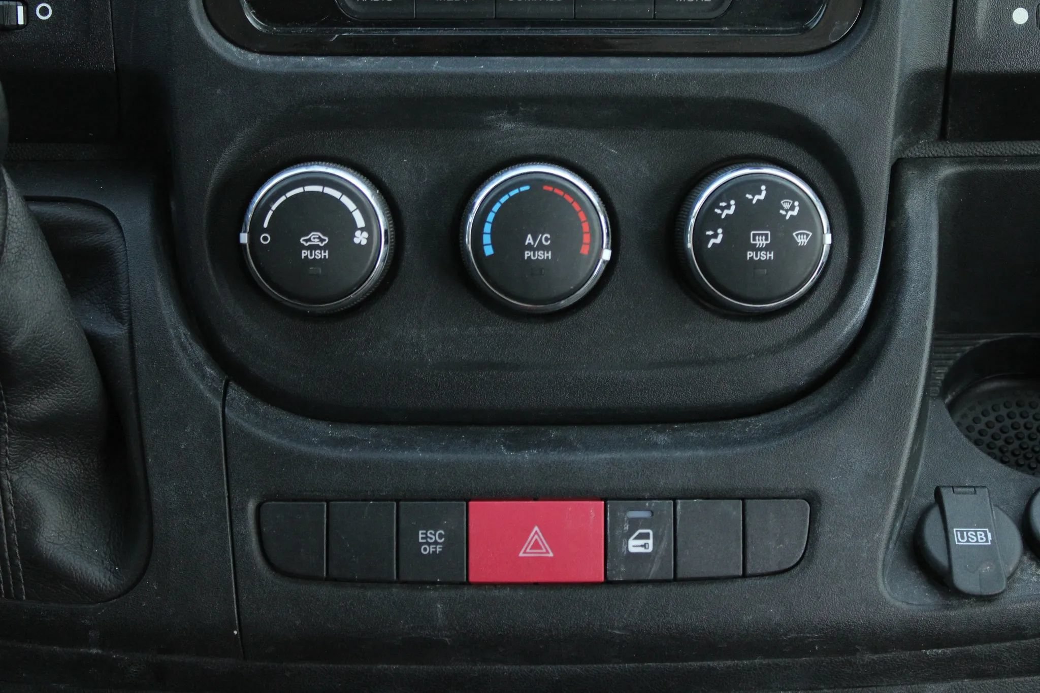 Used 2018 RAM ProMaster 1500 w/ Mopar Trailer Tow Group FWD image 23