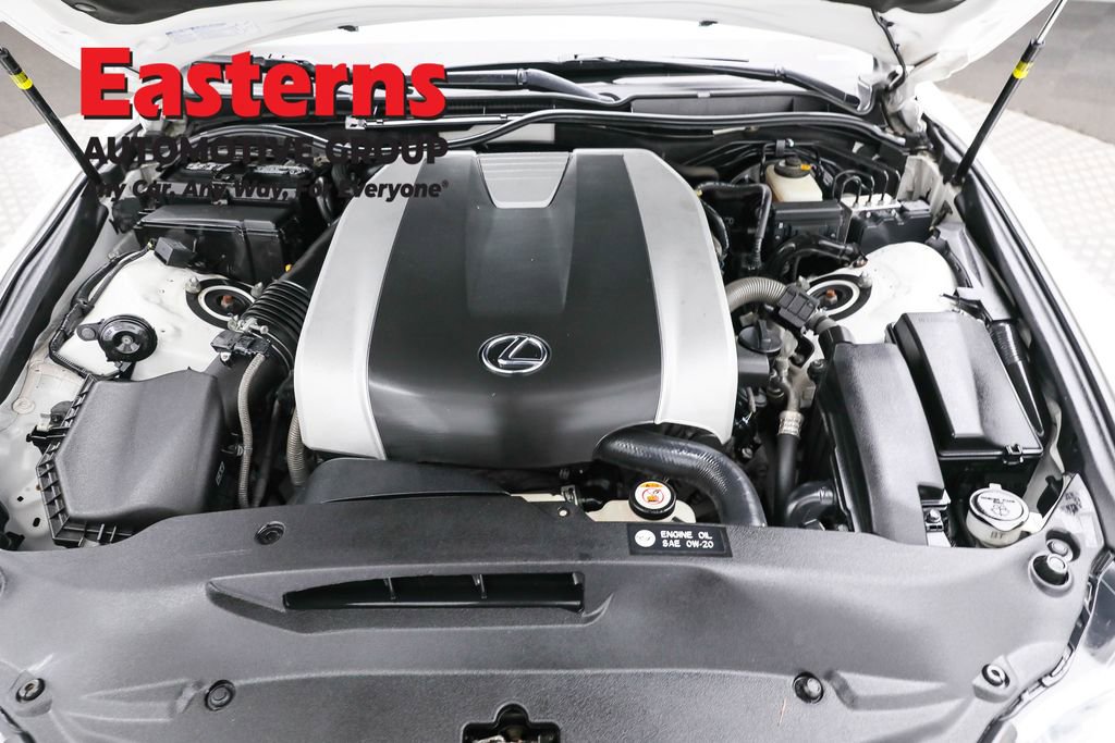 Used 2018 Lexus IS 300 AWD w/ Comfort Package image 7