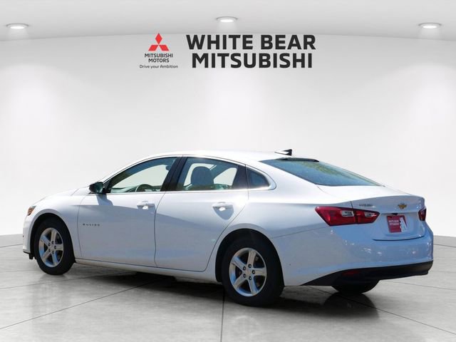 Used 2023 Chevrolet Malibu LS FWD image 4