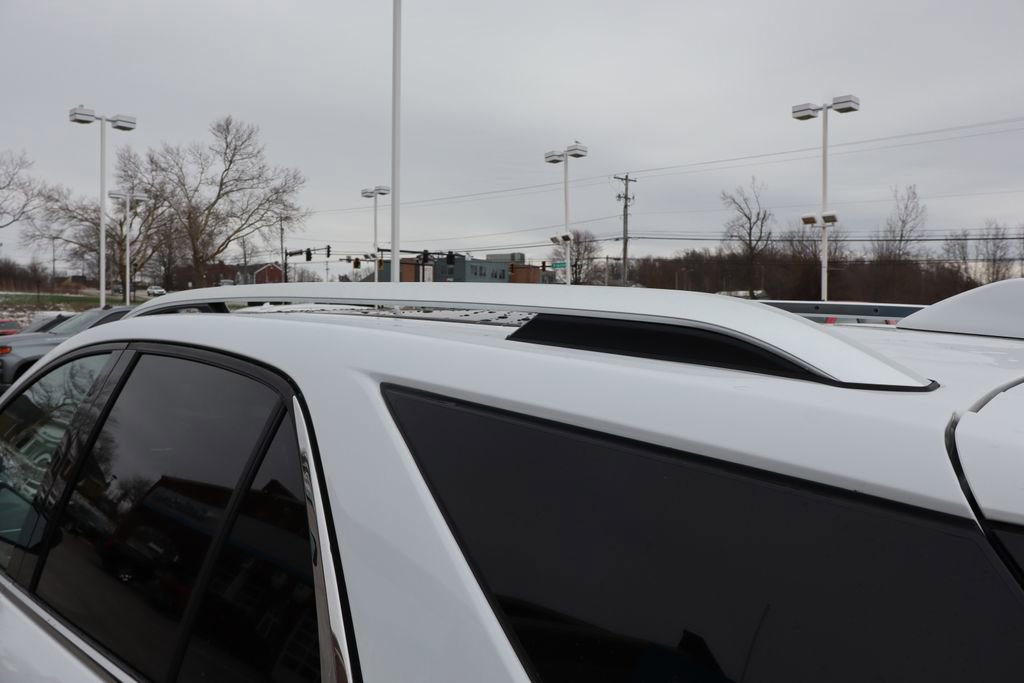 Used 2023 Chevrolet Equinox Premier image 32