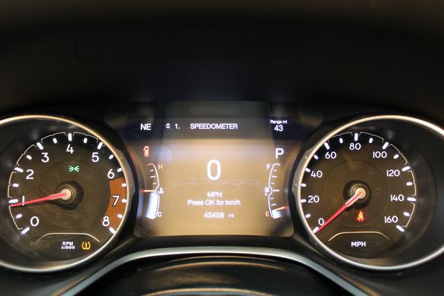 Used 2020 Jeep Compass Limited AWD/4WD image 23