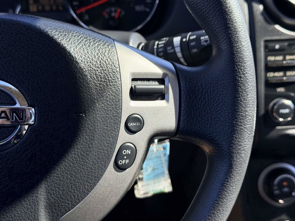 Used 2015 Nissan Rogue S w/ Convenience Package FWD image 7