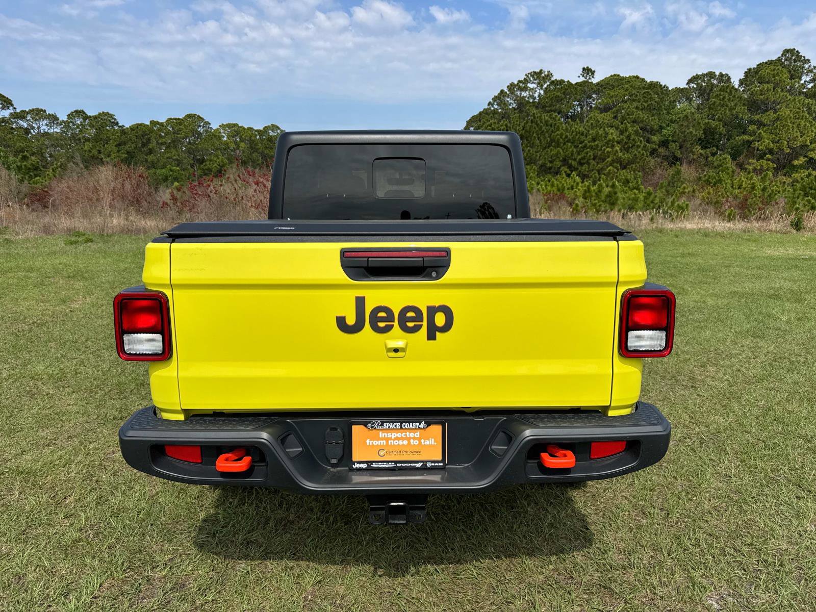 Certified 2023 Jeep Gladiator Mojave w/ Cold Weather Group image 4