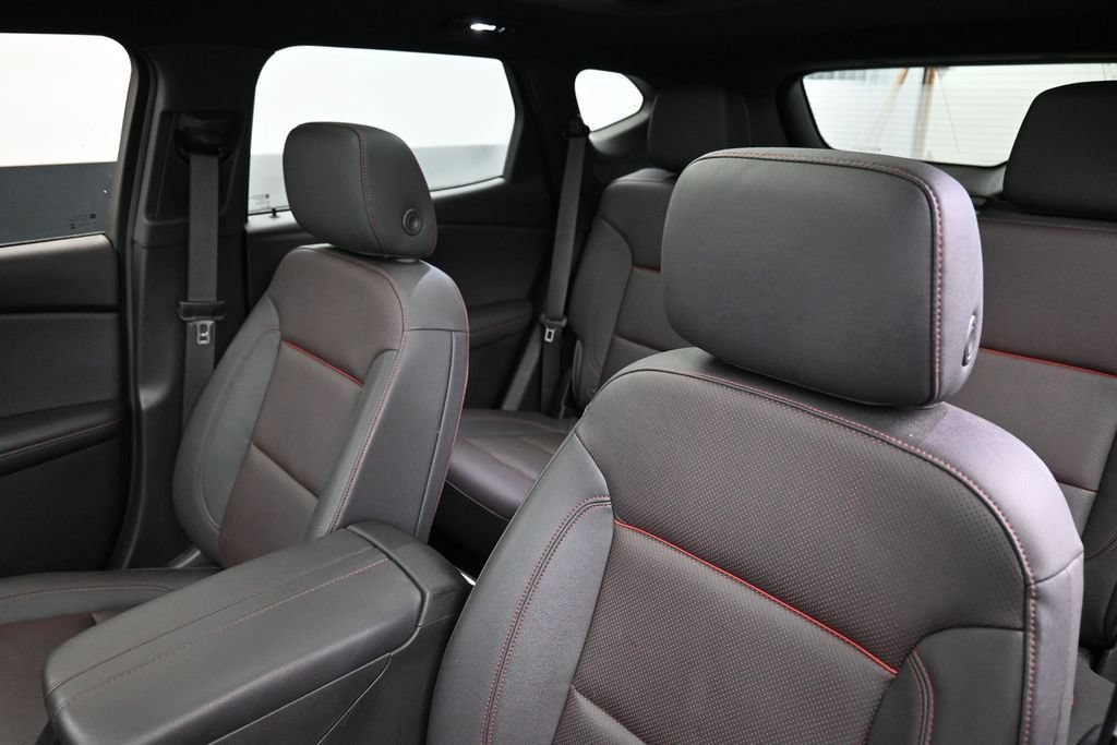 Used 2024 Chevrolet Blazer RS w/ Enhanced Convenience Package AWD/4WD image 14