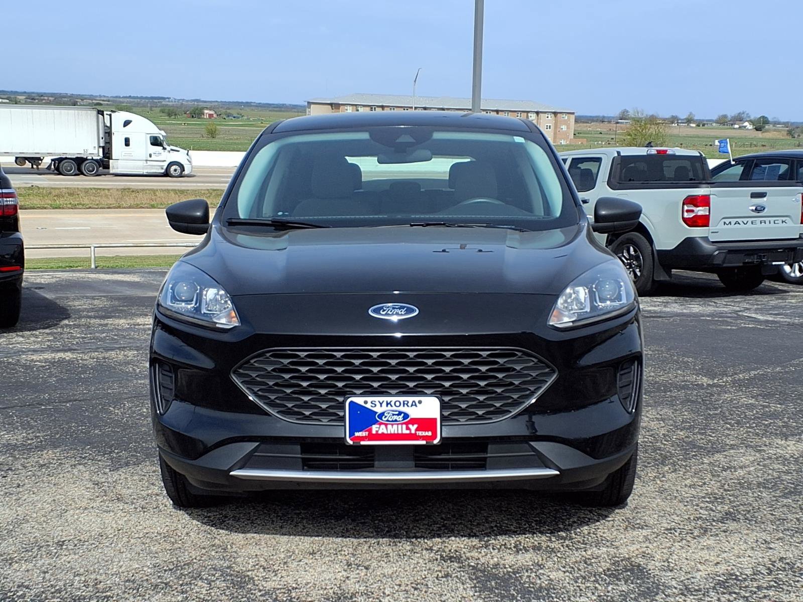 Certified 2022 Ford Escape S image 2