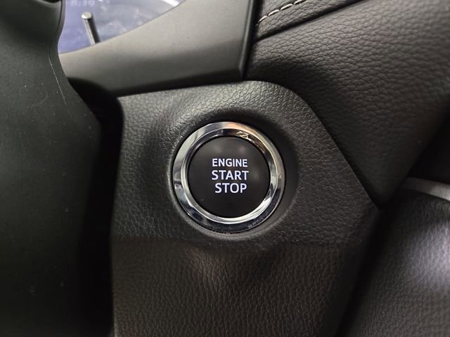 Used 2025 Toyota RAV4 XLE image 24