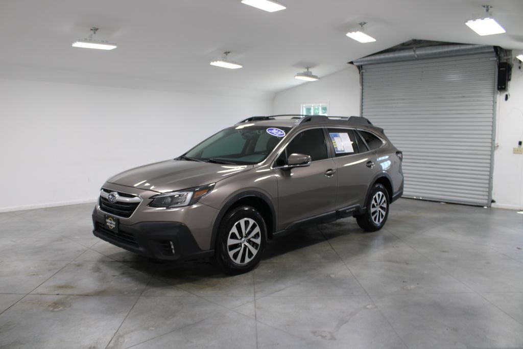 Used 2021 Subaru Outback Premium AWD/4WD image 4