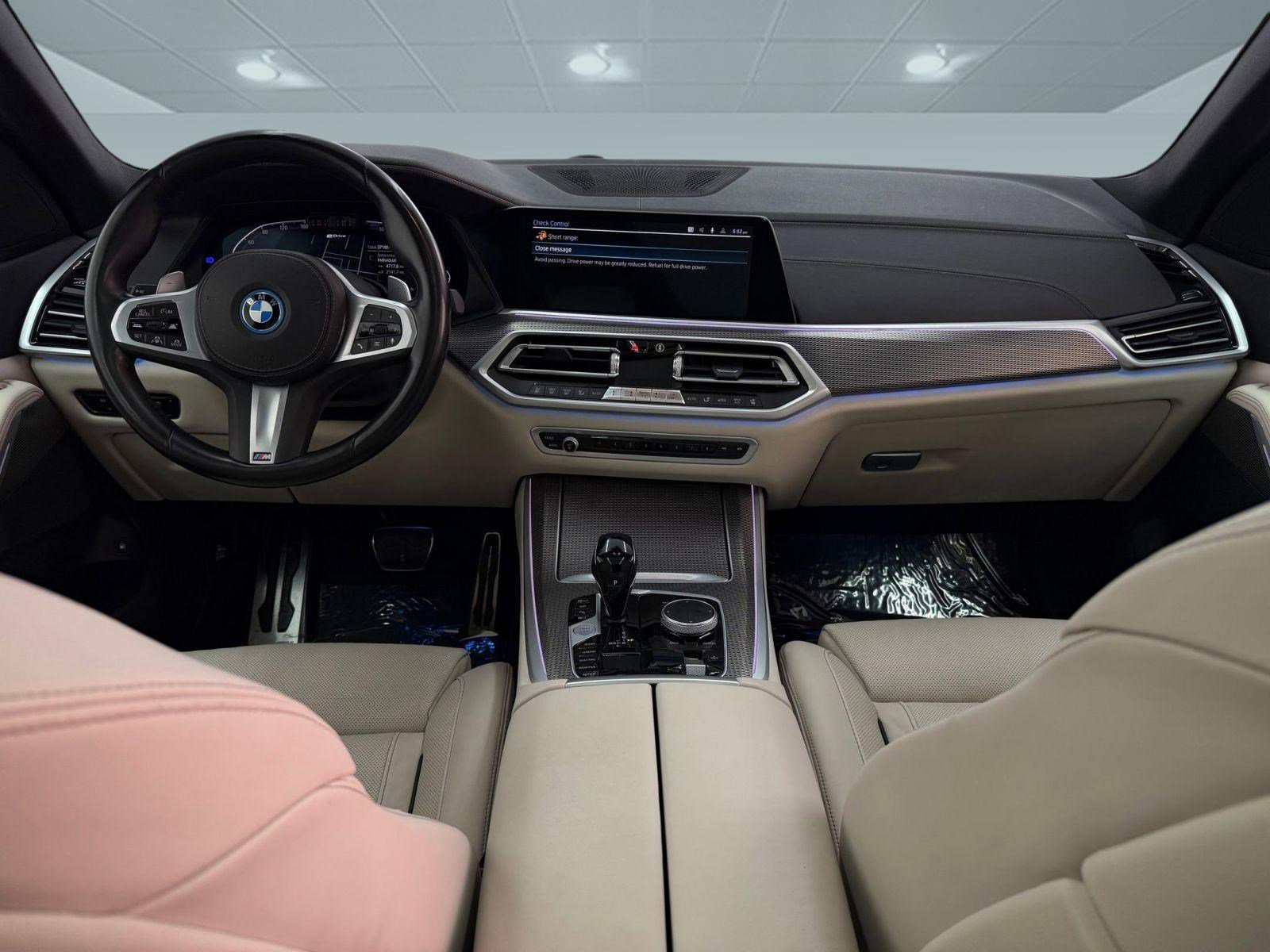 Used 2022 BMW X5 xDrive45e w/ M Sport Package AWD/4WD image 14