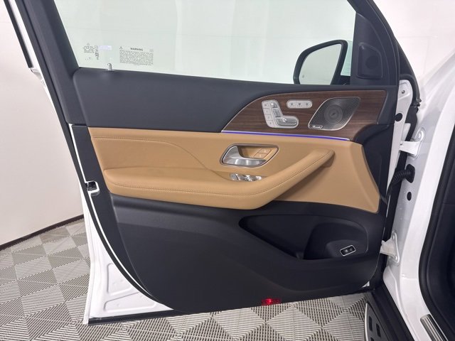 New 2026 Mercedes-Benz GLS 450 4MATIC image 10