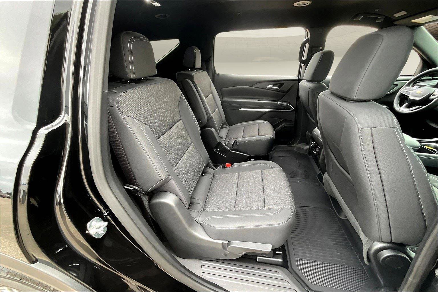 New 2026 Chevrolet Traverse LT w/ Driver Confidence Package image 10