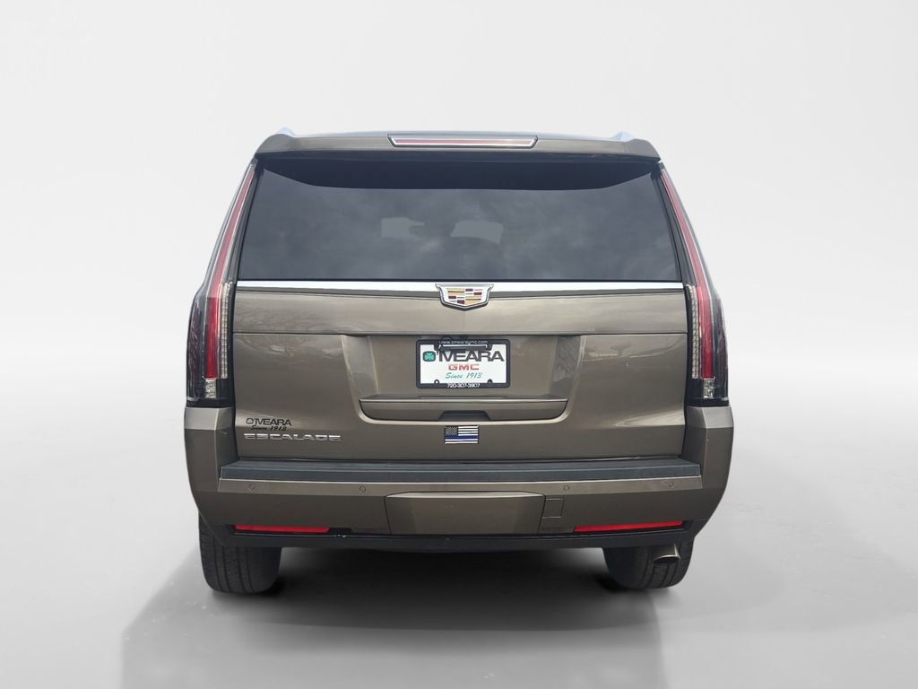 Used 2016 Cadillac Escalade Premium image 5