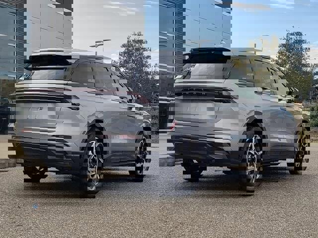 New 2026 Lincoln Nautilus Premier image 10