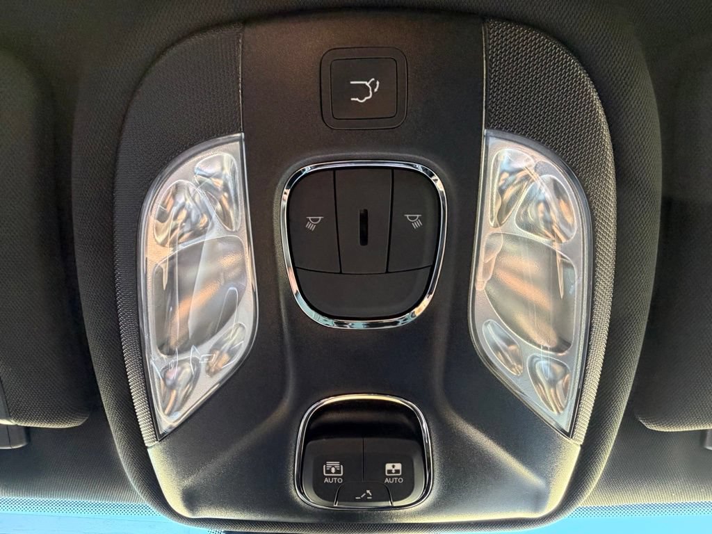 New 2026 Jeep Compass Limited w/ Sun, Sound & Navigation Group AWD/4WD image 24
