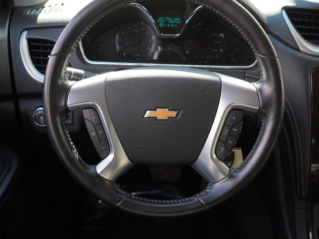 Used 2015 Chevrolet Traverse LT image 23