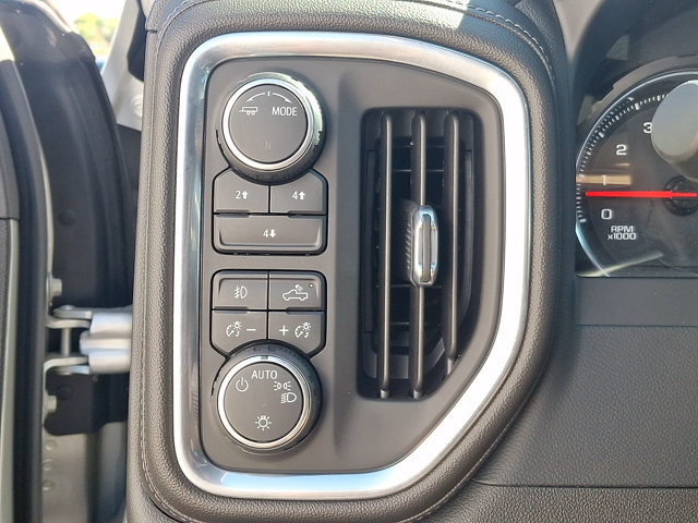 Used 2022 Chevrolet Silverado 2500 LT w/ Convenience Package AWD/4WD image 28