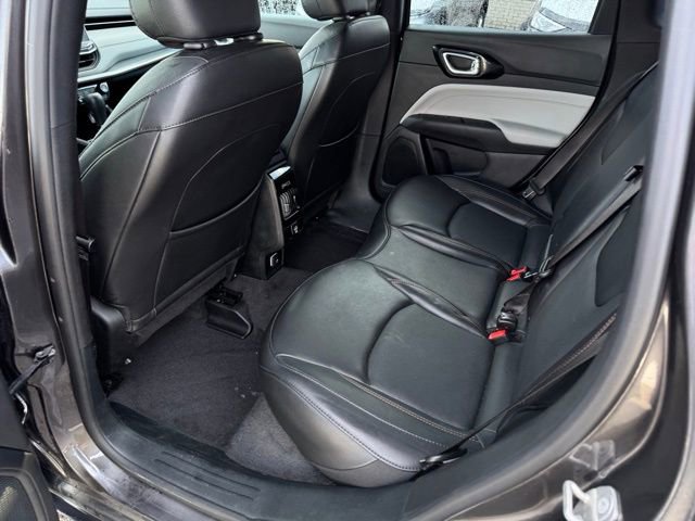 Certified 2023 Jeep Compass Limited w/ Mopar Graphics Package image 19